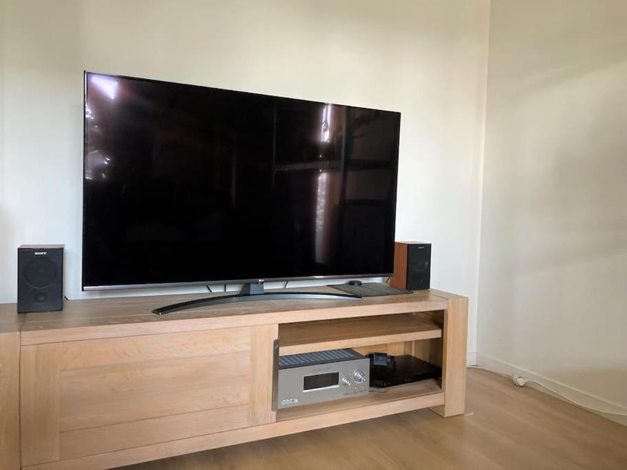 Appartement 87 M2 - 3 Chambres - 6 Personnes - Proche Paris - Parking Gratuit Аньер-сюр-Сен Экстерьер фото